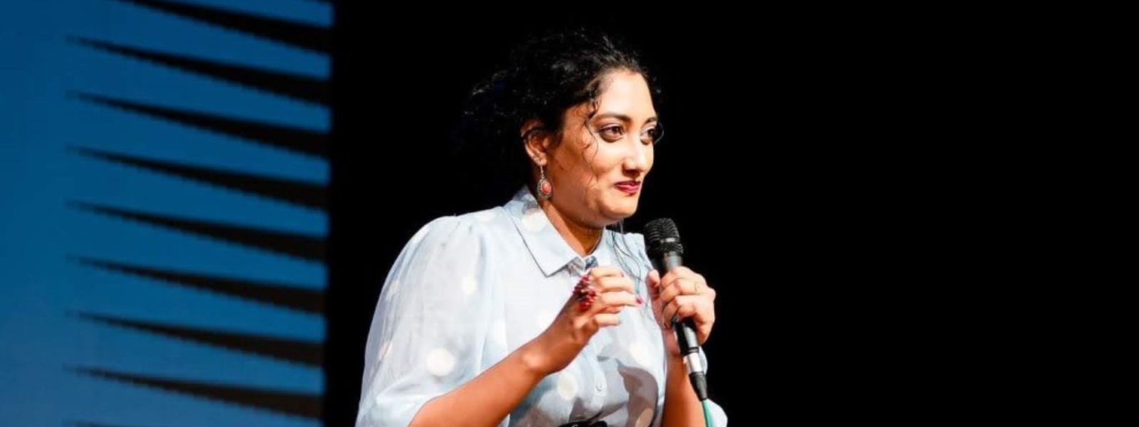 Police Officer Apologises Over Comedian's Arrest